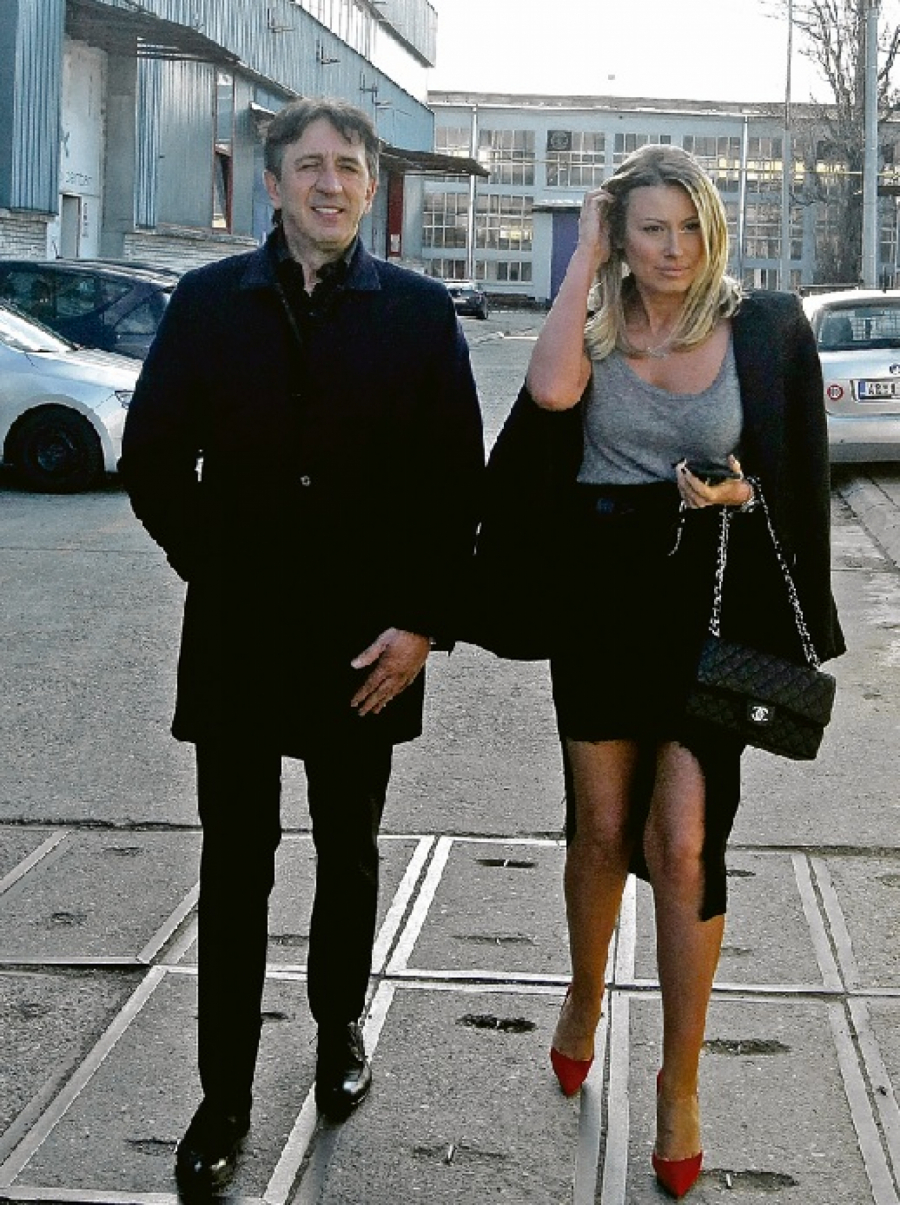 STARIJI JE OD NJE 24 GODINE Brak Dajane Paunović i Žike Jakšića završio se tiho, a spominje se i ovaj muškarac