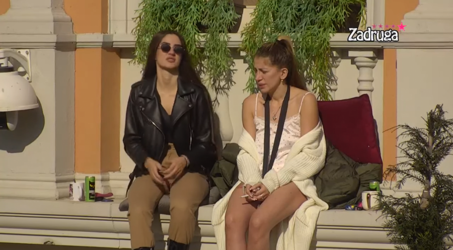 KAKVA JEFTINOĆA OD PONAŠANJA! Dalila brutalno oplela po Caru, saznala da je prespavao kod dežurne, pa poludela!