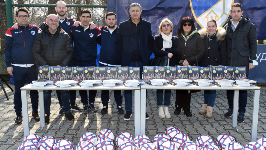 FSS ZA DECU SRBIJE "Svetski i evropski šampion" za hiljade dečaka i devojčica