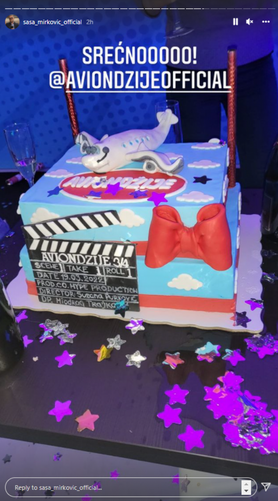 SNIMLJENO U REKORDNOM ROKU! Ekipa “Aviondžija” uz tortu i šampanjac proslavila završetak snimanja treće i četvrte sezone! (FOTO)
