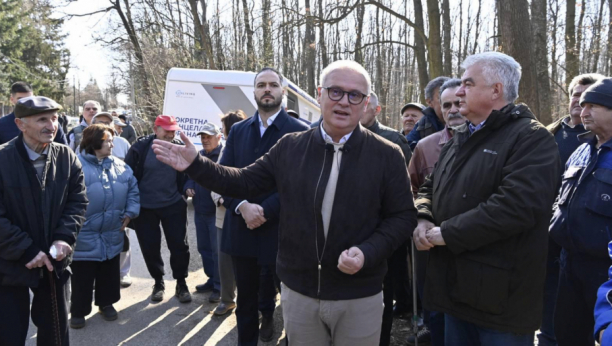 VESIĆ U SOPOTU "Što obećamo to i ispunimo, počela izgradnja vodovoda"