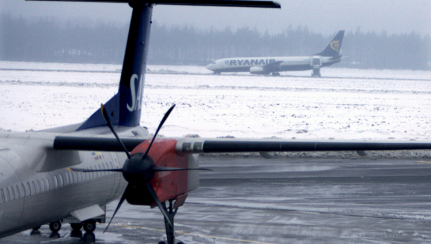 AVIONI BOING 737 OBUSTAVILI SAOBRAĆAJ Svi letovi hitno otkazani, avio kompanija se oglasila i otkrila šta je razlog