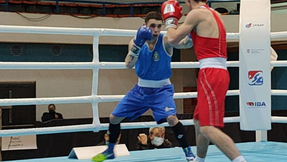 SJAJNO! Bokseri sa EP donose tri bronze! (VIDEO)