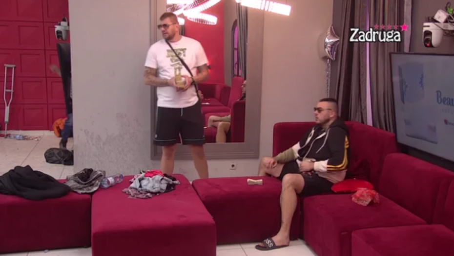 HAOS! Janjuš sasuo Caru sve u lice, pa ga podsetio na njihovo nekadašnje druženje!