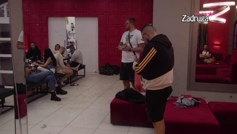 HAOS! Janjuš sasuo Caru sve u lice, pa ga podsetio na njihovo nekadašnje druženje!