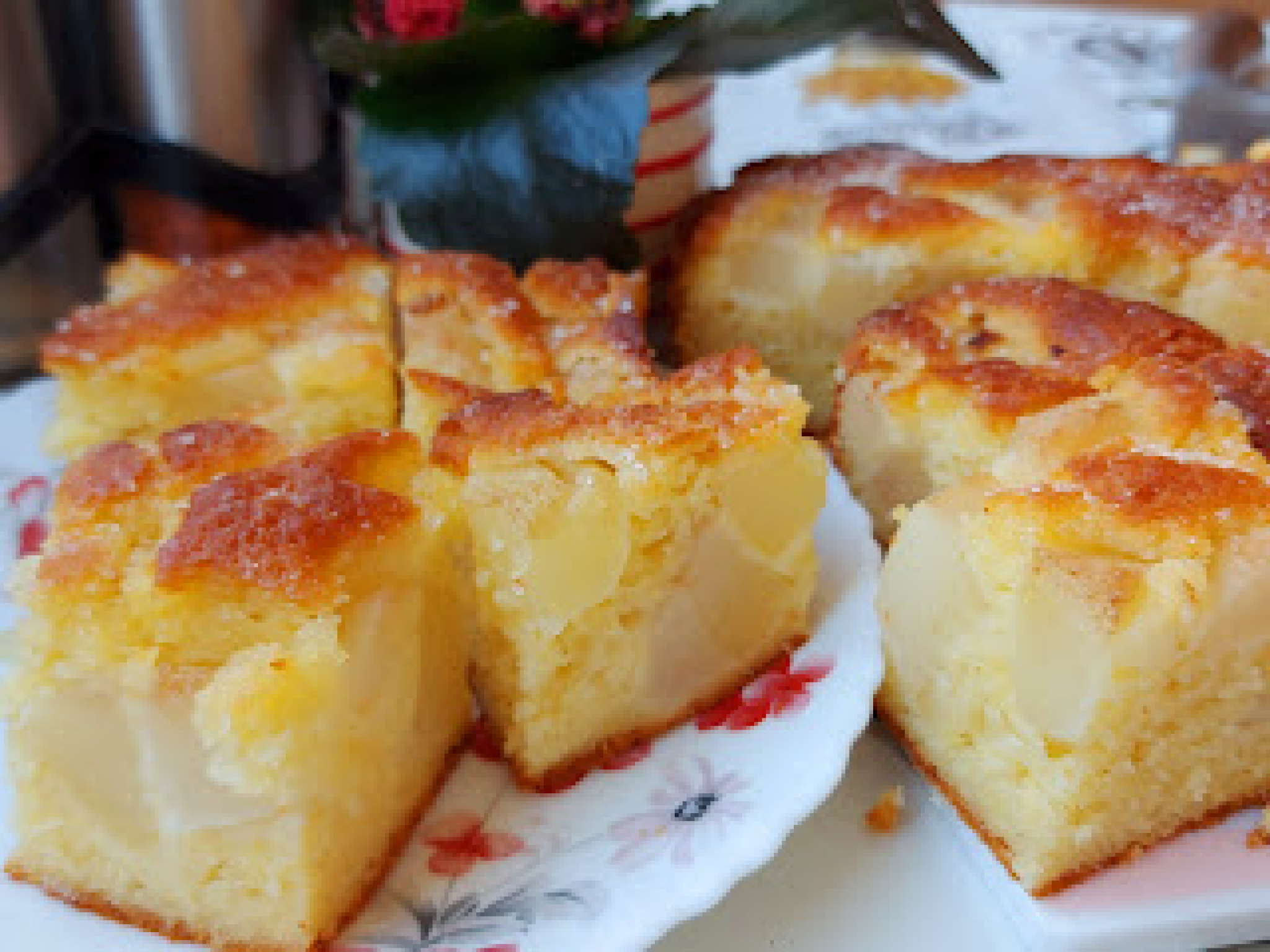 POSLASTICA SPREMNA ZA TREN OKA Predivan kolač sa voćem, košta malo, a vredi mnogo (VIDEO)