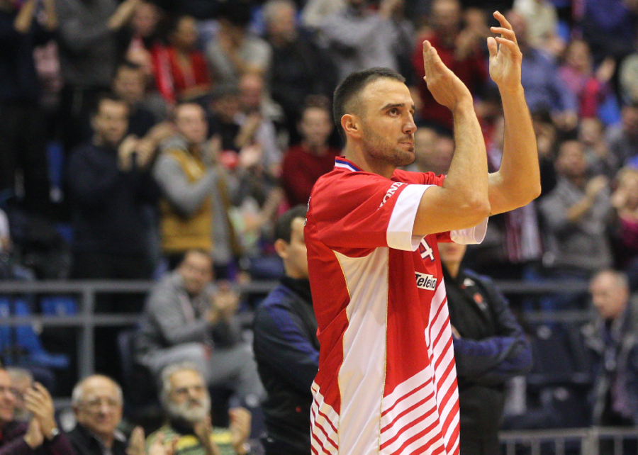 ZVEZDA NA F4! Bivši kapiten crveno-belih ima moćnu prognozu za 