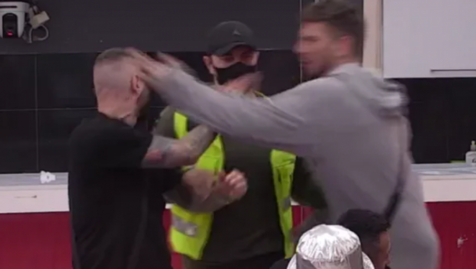 HAOS NE PRESTAJE! Mihić našao sledeću žrtvu, besan nasrnuo na repera, Ša mu nije ostao dužan! (VIDEO)