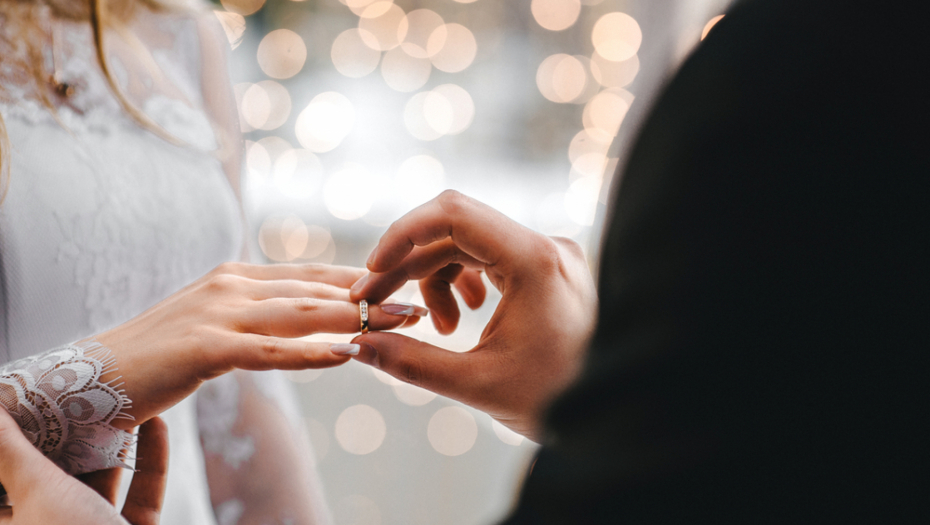 NAŠI STARI SU BILI OBAZRIVI Mesec venčanja otkriva sudbinu braka