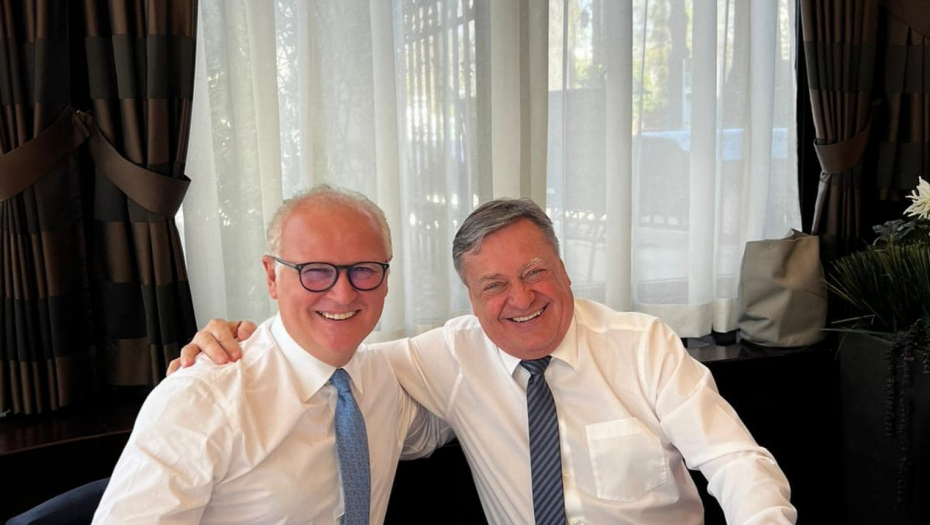 OTKRIVEN SPOMENIK JERNEJU KOPITARU Vesić: Još jedna manifestacija koja prikazuje srpsko slovenačko prijateljstvo