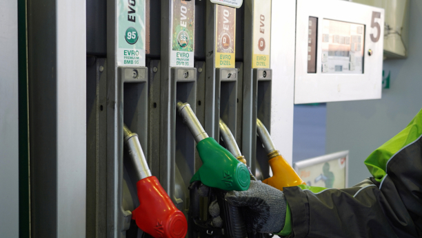 UREDBA I DALJE NA SNAZI Vlada produžila ograničenje cene goriva do 30. aprila