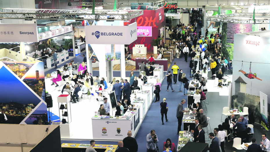 SVEGA IMA, SAMO SPREMITE NOVČANIK Alo! Na najvećoj smotri putovanja, avantura i uživanja predstavljaju se izlagači iz Srbije, ali i Crne Gore, Grčke, Turske, pa i Malezije i Egipta