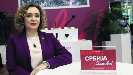 SVEGA IMA, SAMO SPREMITE NOVČANIK Alo! Na najvećoj smotri putovanja, avantura i uživanja predstavljaju se izlagači iz Srbije, ali i Crne Gore, Grčke, Turske, pa i Malezije i Egipta