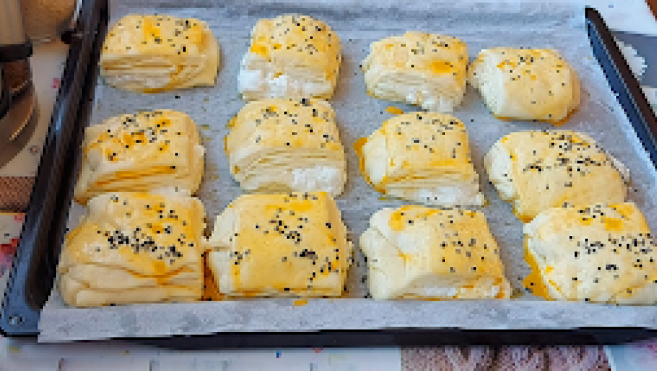 SPREMITE POGAČICE NA JEDNOSTAVAN NAČIN Predstavljamo vam brze kore za pitu (VIDEO)