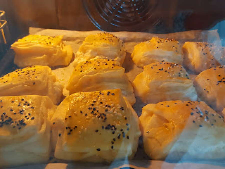 SPREMITE POGAČICE NA JEDNOSTAVAN NAČIN Predstavljamo vam brze kore za pitu (VIDEO)