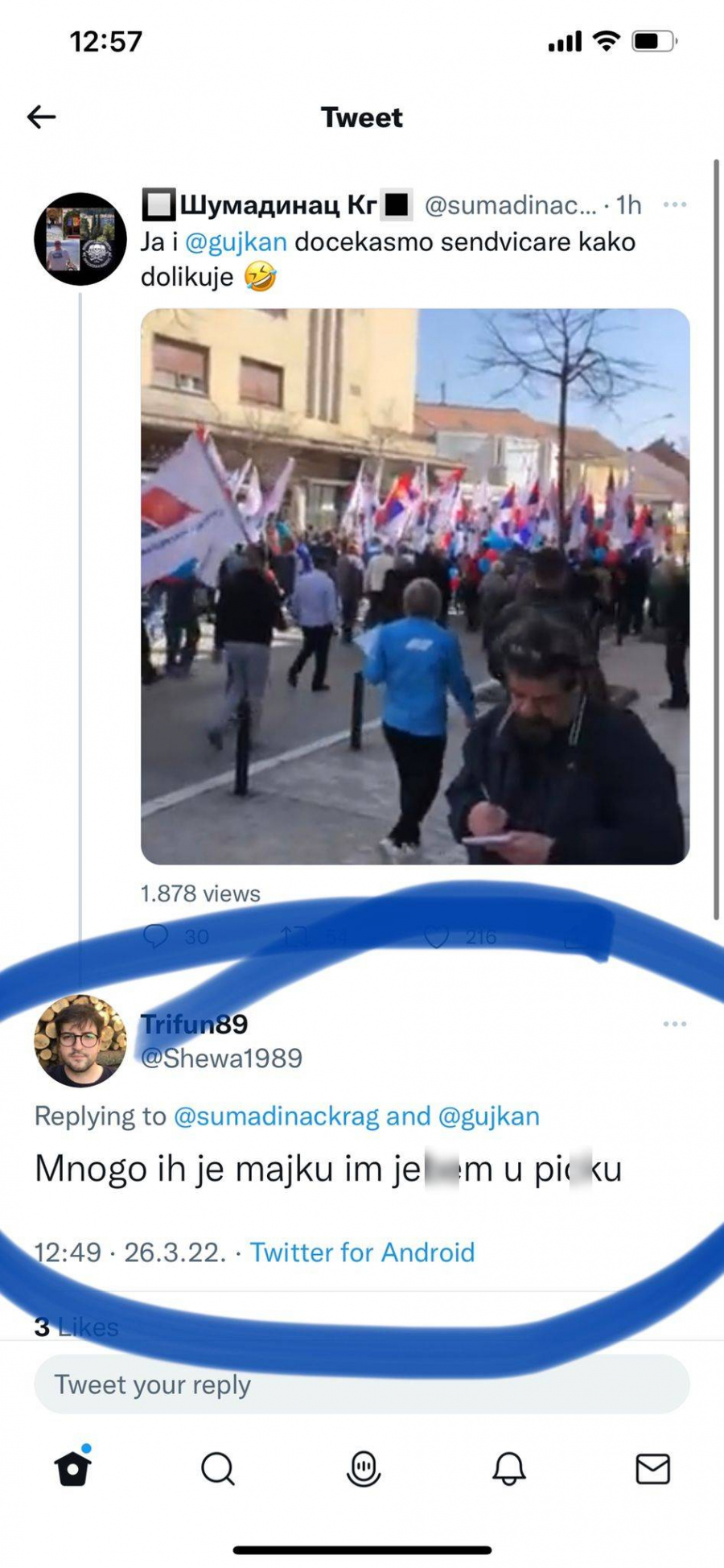 PONOŠEV I MARINIKIN SREDNJI PRST ZA ZASTAVU SRBIJE! A kad su shvatili koliko naroda voli snažnu i stabilnu Srbiju, krenuli DA PSUJU (FOTO/VIDEO)