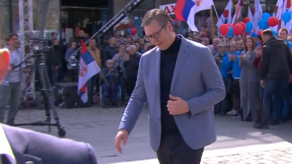 VUČIĆ SUTRA U EMISIJI "JUTRO"  Predsednik u 9 časova na televiziji Prva