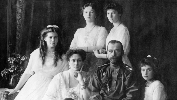 SRBIJA MU DUGUJE MNOGO Na današnji dan rođen je poslednji ruski car Nikolaj II Romanov, a njegova tragična sudbina je i dan danas tema