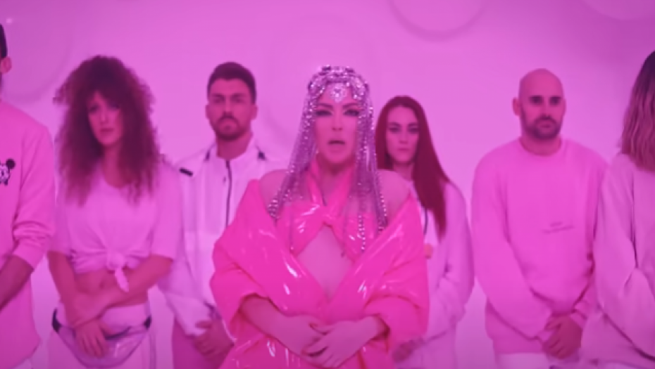 MAJKA NAŠE POZNATE PEVAČICE JE NUMEROLOG! Njeni drugi članovi porodice jesu muzički nadareni, ali sa njom se najčešće konsultuje oko pesama!