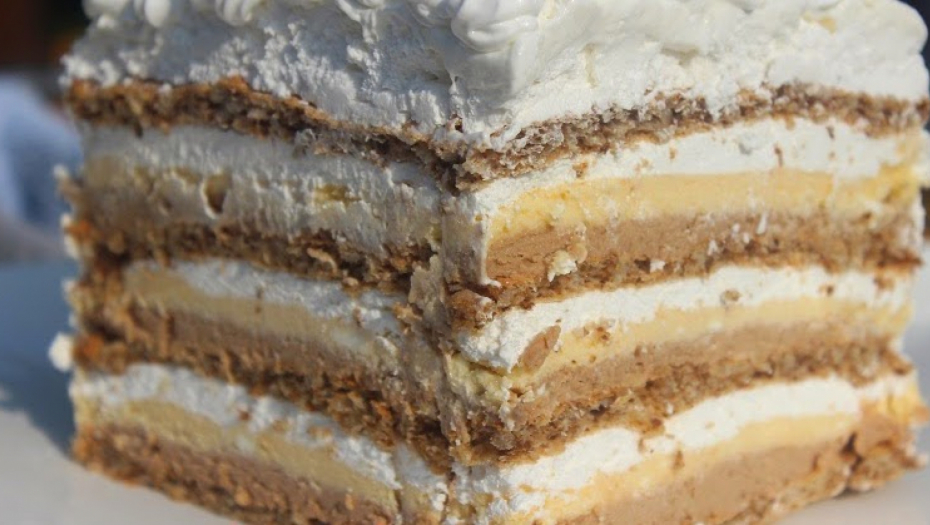 STARINSKI RECEPT NAŠIH BAKA Sladoled torta sa orahom, lagana i kremasta poslastica
