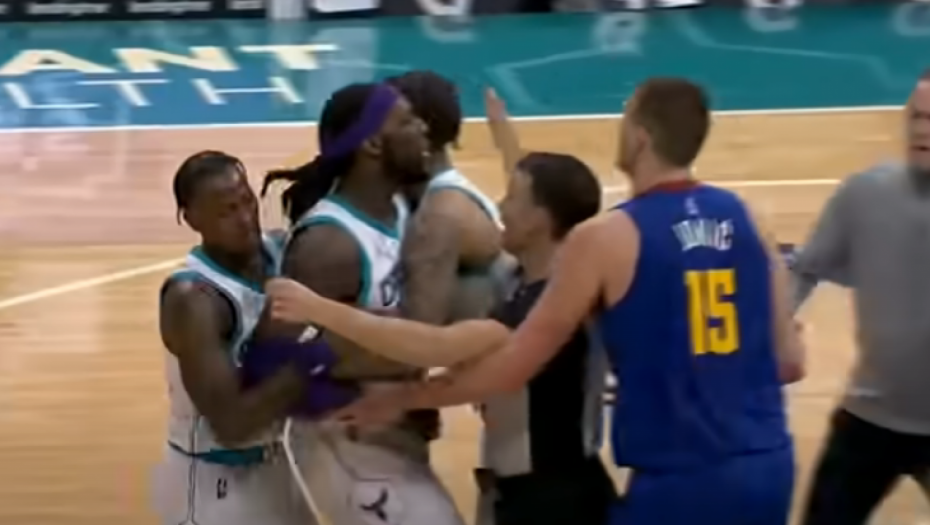 GDE SI POŠAO? Frka na meču Denvera, krenuo na Jokićeve saigrače, a onda mu se isprečio Srbin! (VIDEO)