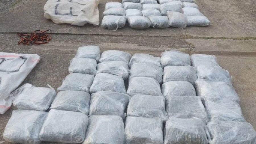 Crnogorska policija sprečila krijumčarenje 54 kilograma marihuane (FOTO)