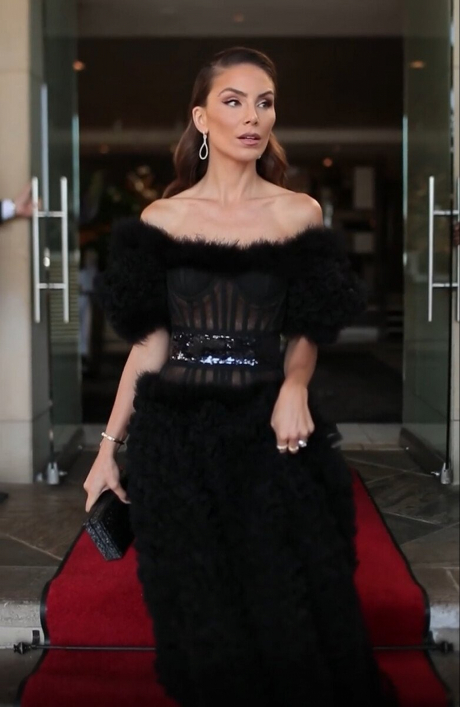 HOLIVUDSKE ZVEZDE PALE SU U SENKU! Na dodeli Oskara bila je i jedna Srpkinja, manekenka zablistala i oduševila sve! (FOTO)