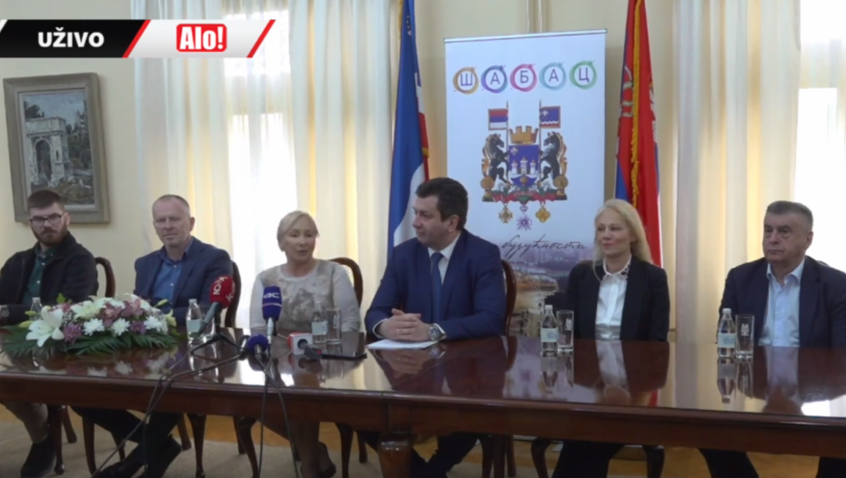 TU JE I PORODICA PEVAČA! Konferencija povodom početka izgradnje spomenika Šabanu Šauliću, a evo i na kojoj lokaciji će se nalaziti! (VIDEO)