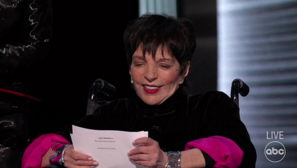 PRVO IZGLEDA KAO GRIP, ZATIM NE MOŽE DA SE GOVORI I HODA: Lajzu Mineli je opaka bolest namučila, a evo kako da prepoznate njene rane simptome