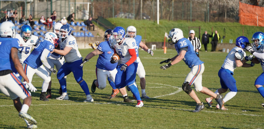 PRVA LIGA SRBIJE U AMERIČKOM FUDBALU Vukovi i Kragujevac nemilosrdni, Zmajevi sigurni protiv Novog Sada