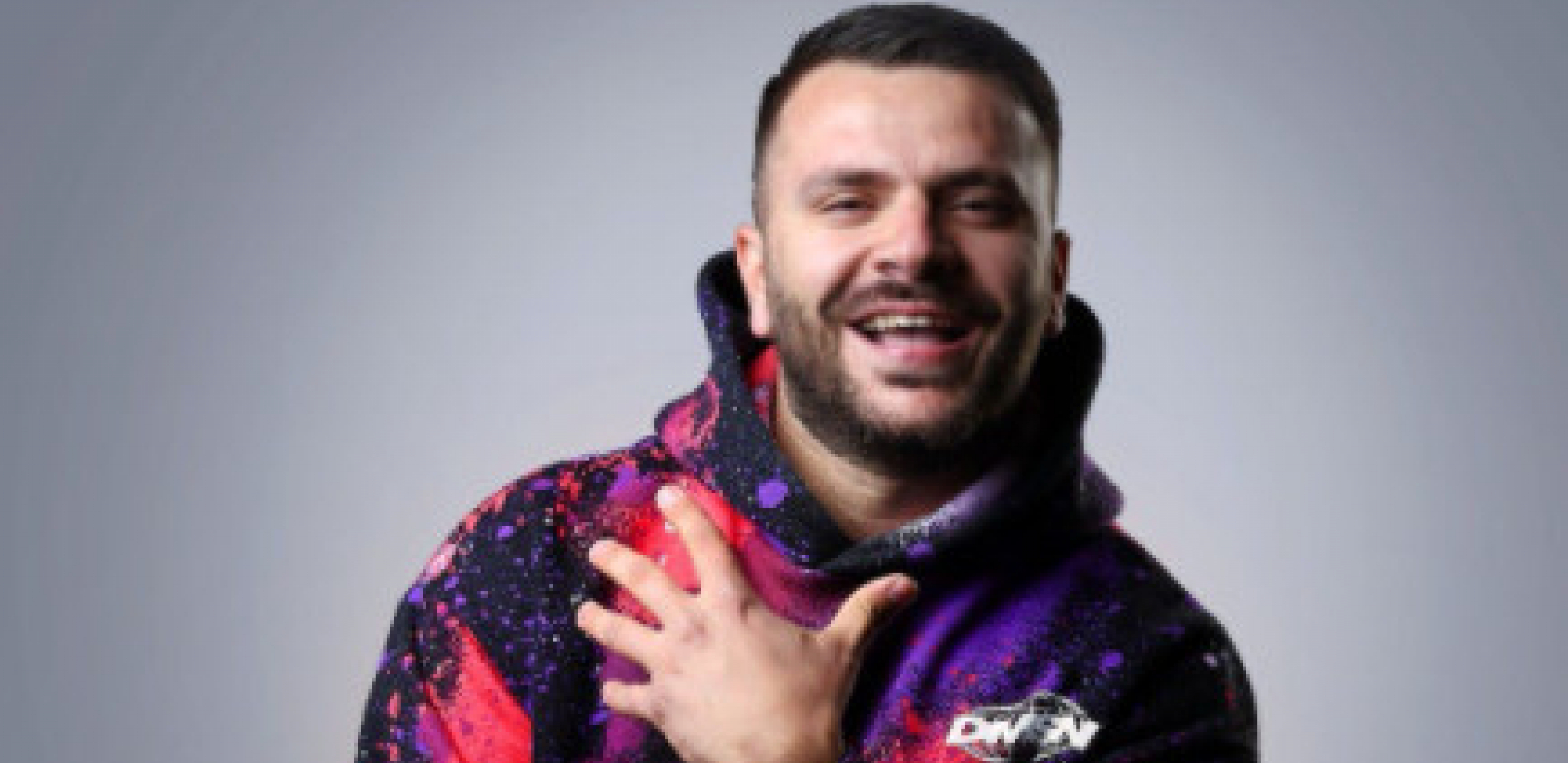 KO JE ZANOSNI MAKEDONSKI PEVAČ? Uplivao je na srpsku muzičku scenu, a evo oko koje naše pevačice se vrti! (VIDEO)