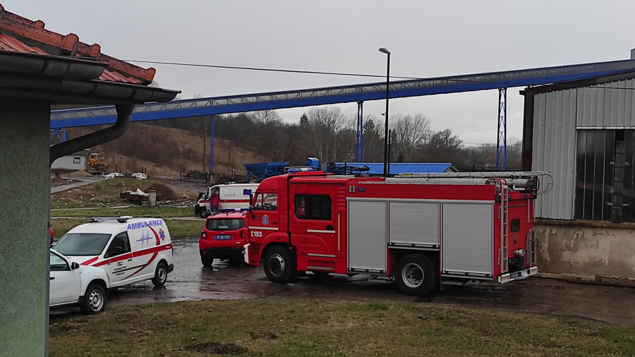DANAS SAHRANE STRADALIH RUDARA Bol i tuga okovali srca ljudi koji su ostali bez najmilijih