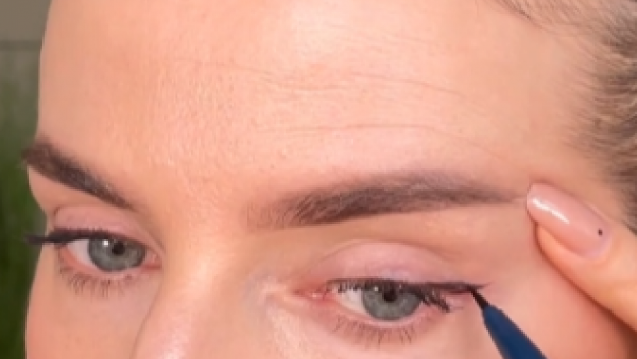 POGLEDAJTE OSAM FENOMENALNIH NAČINA Na koje možete naneti ajlajner (VIDEO)