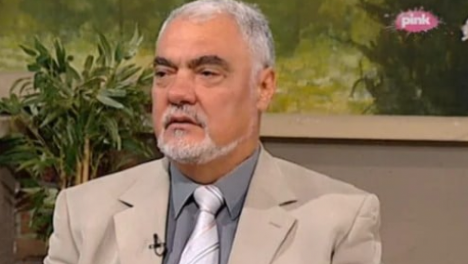 OVOG POLITIČARA JE BRENA VOLELA PRE BOBE Nekada je bio narodni poslanik, a evo šta kaže za pevačicu