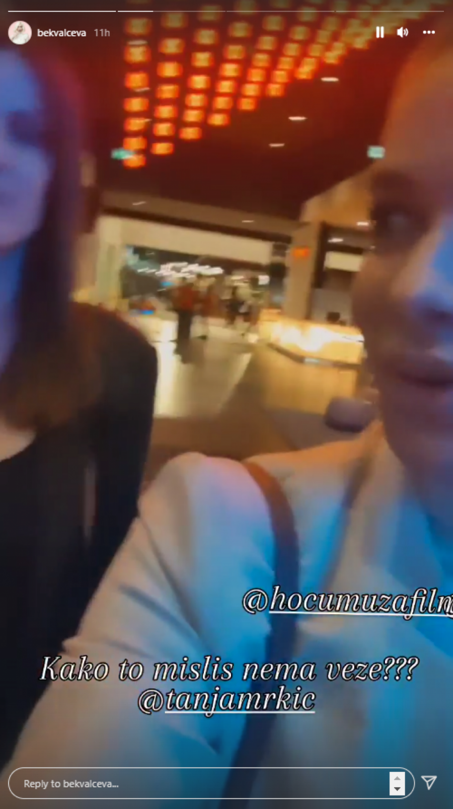 JEL BIKOVIĆ IMA DEVOJKU?! Bekvalčeva bacila oko na glumca, pa se snimila sa sestrom, a onda podelila Miloša polugolog! (FOTO)