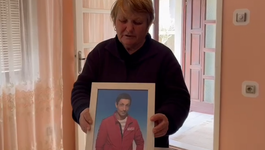 "NIŠTA MU NIJE BILO SLOMLJENO, SAMO SU ZASPALI" Bolna ispovest majke nastradalog rudara: Nemam ni snaju, ni unuke (FOTO/VIDEO)