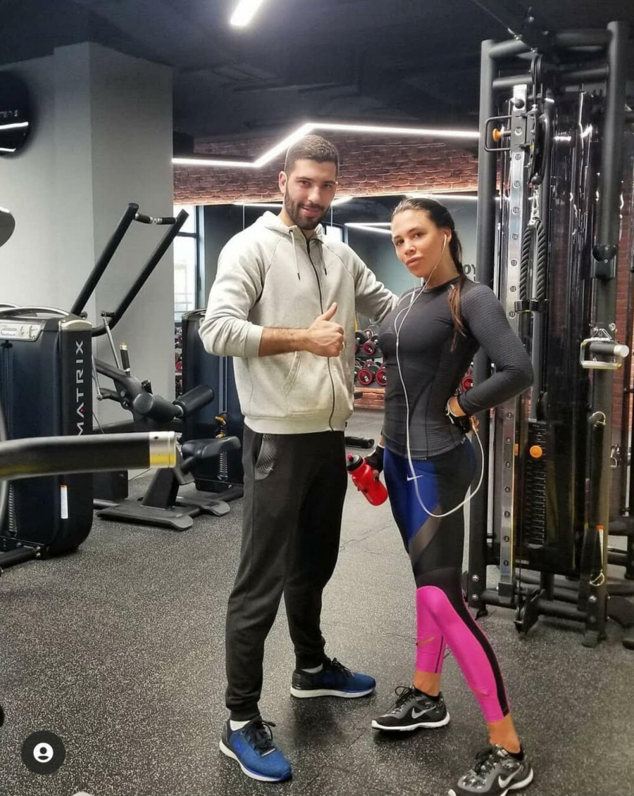 ŠTA DA MU RADIM KAD JE GLUP! Era Ojdanić žestoko o uhapšenom unuku i navodima da je gej, otkrio do kad će biti u pritvoru i nove detalje skandala!