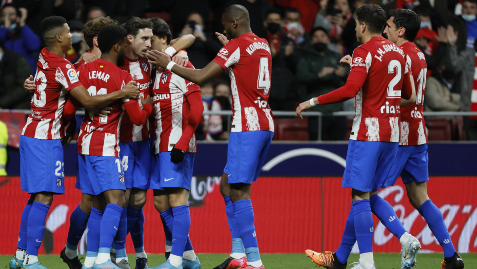 "POKER" ATLETIKA! Feliks i Suarez se poigravali za ubedljiv trijumf "jorgandžija"