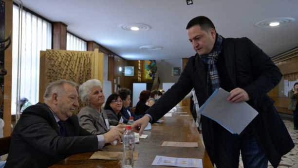 Branko Ružić glasao na Čukarici