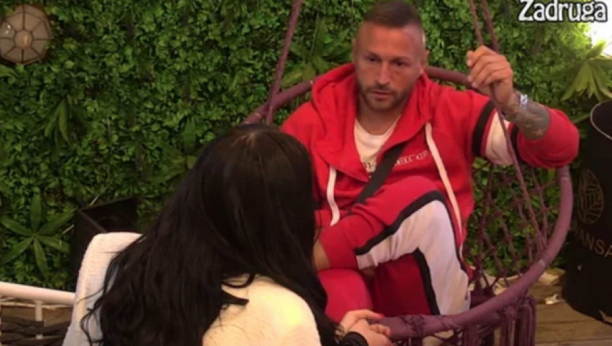 JAVNO GA SE ODREKLA! Isplivala šokantna prepiska Nenada Aleksića i bivše zadrugarke: Manipulator i lažov! (FOTO)