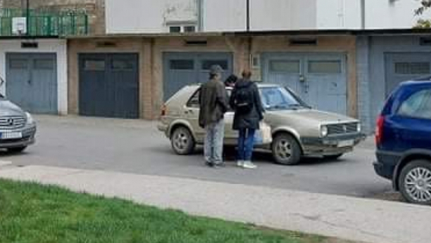 UHVAĆENI NA DELU Predsednica Đilasove stranke Irena Živković u Boru kupuje glasove (FOTO)