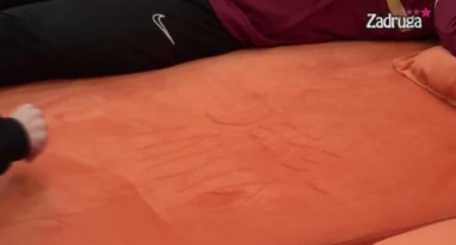 OTKRIVENE TAJNE PORUKE MENSURA I MINE! Vrbaški napisala Ajdarpašiću nešto što će promeniti tok rijalitija, Milica će napraviti haos!