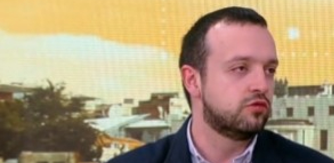 BOBAN STOJANOVIĆ "Zorana nema nikakvog potencijala, bila je tu gde je bila samo zahvaljujući Vučiću!" (VIDEO)
