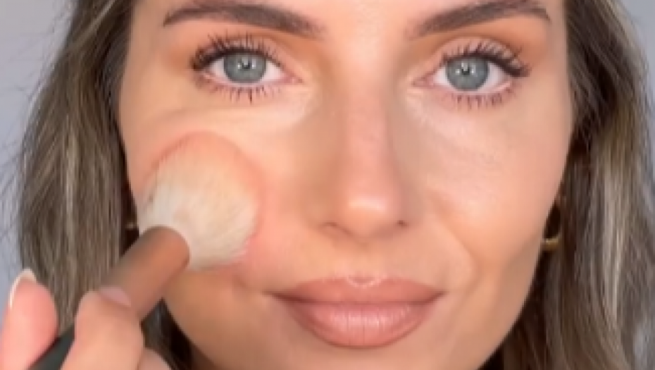 ŠMINKERKA OTKRILA Evo kako se pravilno nanosi rumenilo