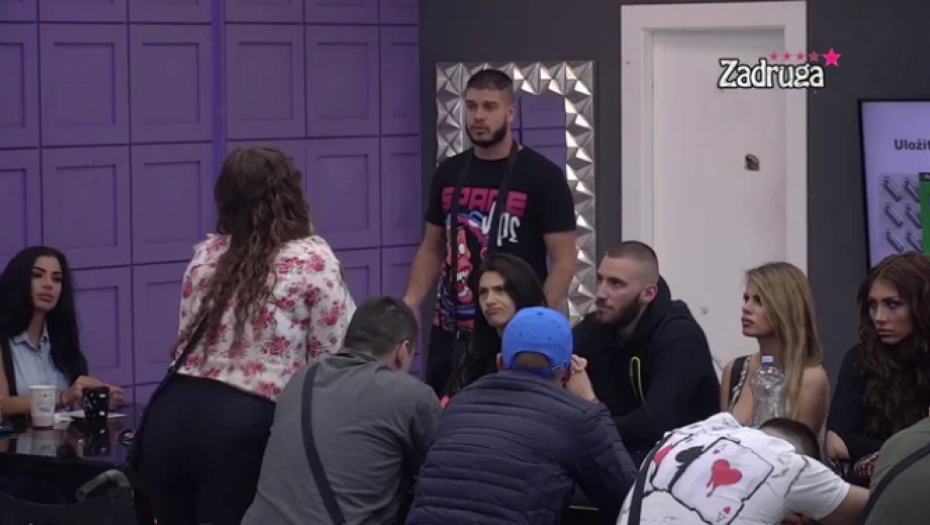 PLJUŠTALE UVREDE, SASULI SVE U LICE JEDNO DRUGOM! Dejan zamerio Bebici odnose sa decom,  a onda ušao u sukob sa Miljanom!