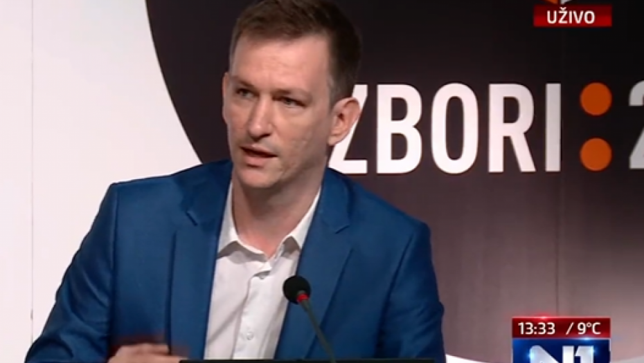 POBEDA VUČIĆA NA SVA TRI NIVOA - ČISTA KAO SUNCE! Morali su da priznaju: Nepravilnosti na 5% biračkih mesta ne mogu da utiču na glasanje (VIDEO)