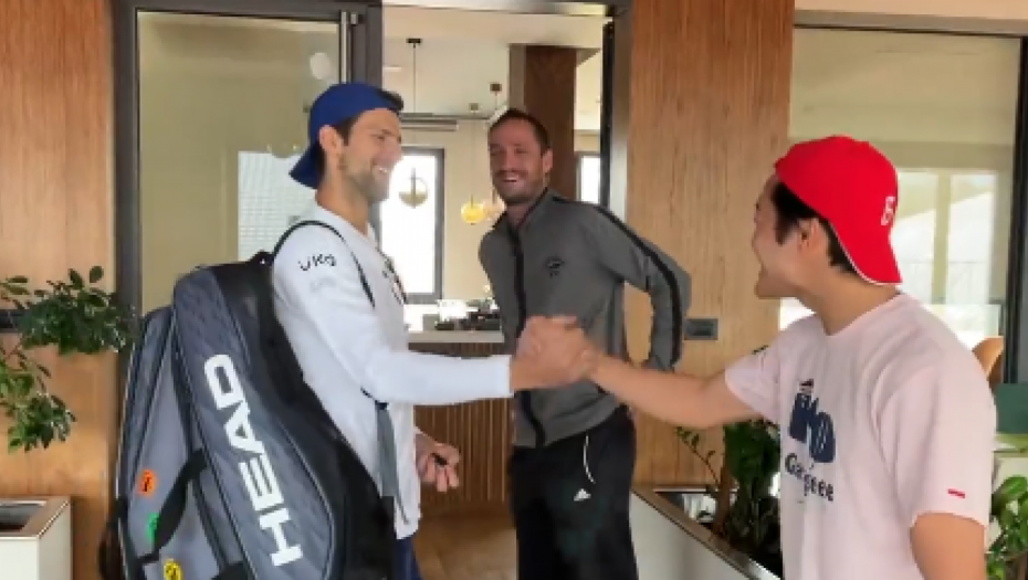 SUSRET SA NOVAKOM PROMENIO MU JE ŽIVOT! Igrao tenis sa Đokovićem, pa postao velika faca!