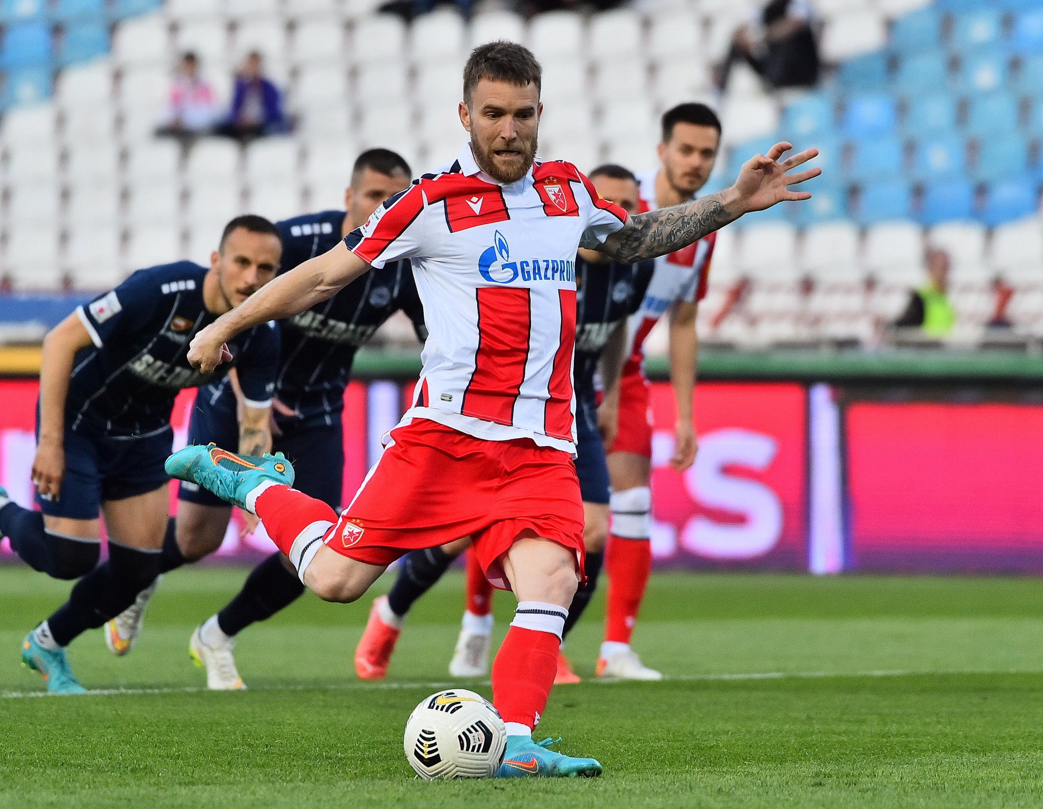 ILIEV IZNENADIO PRED DERBI Nije imao dilemu, najbolji igrač u Superligi je iz Zvezde