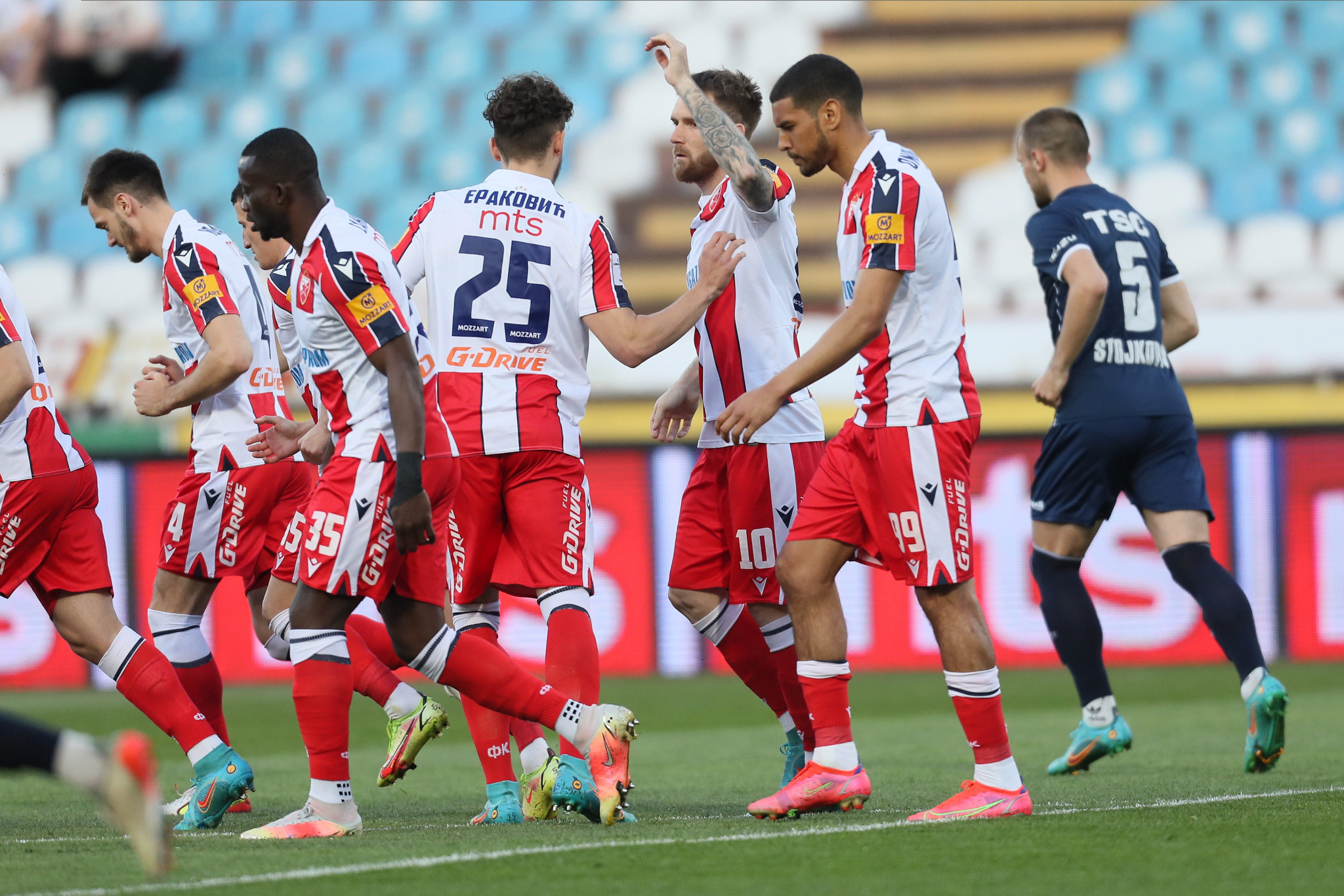 ZVEZDA UBEDLJIVO DO POLUFINALA! Benov ples za nastavak pohoda ka odbrani titule! (VIDEO)