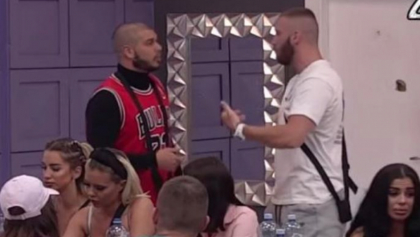 VRAĆEN MU TELEFON, KOJI JE BIO GLAVNA TEMA ZADRUGE 5 Mensur otkrio koga je prvo pozvao nakon izlaska, pa priznao da li će se pomiriti sa Milicom